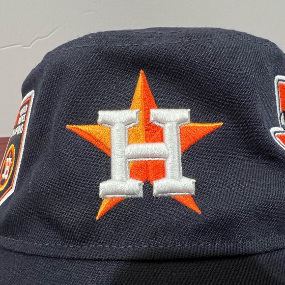 New Era, Bucket Hat, Houston Astros, 2017 World Series Champions - Picture 5 of 9